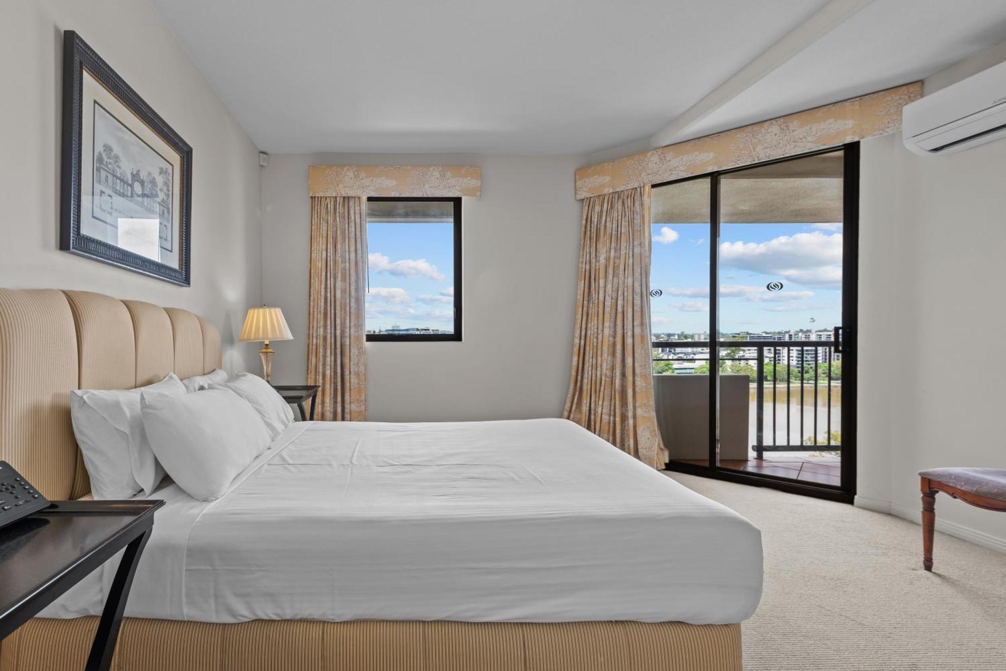 The Oasis Apartments Brisbane Exterior photo