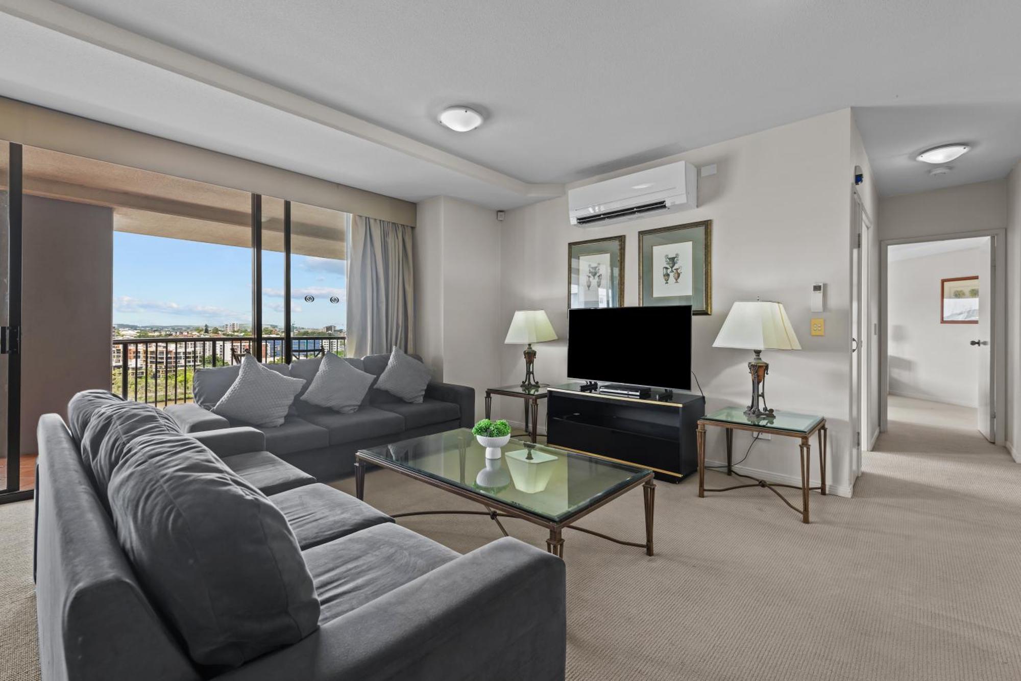 The Oasis Apartments Brisbane Exterior photo