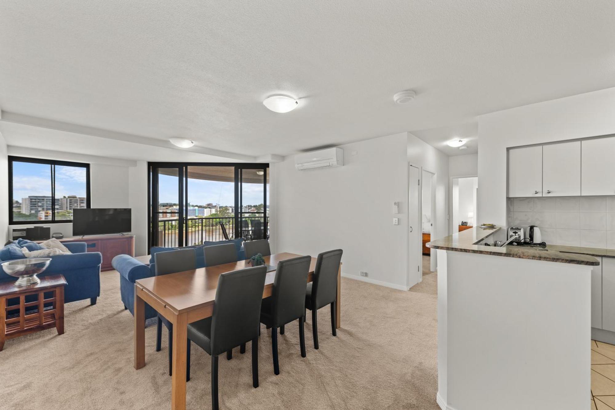 The Oasis Apartments Brisbane Exterior photo