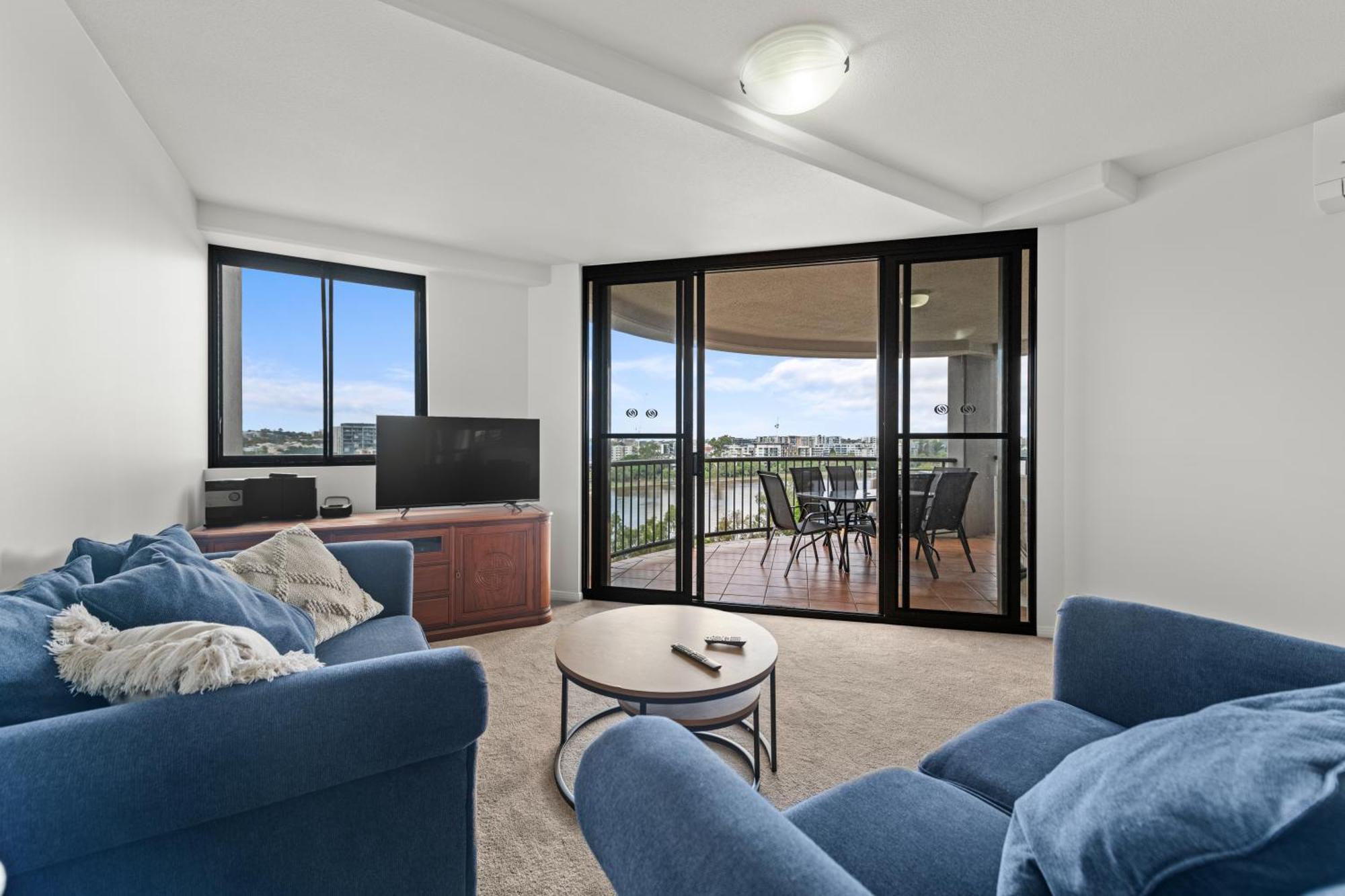 The Oasis Apartments Brisbane Exterior photo
